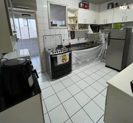 Imagem Localizado em um dos bairros mais nobres de Vila Velha, este apartamento de 135m² é ideal para que...