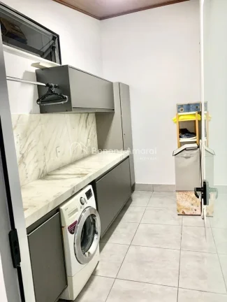 Imagem DescriÃ§Ã£o do ImÃ³vel:

Ãrea ConstruÃ­da: 190 mÂ²
Ãrea do Terreno: 250 mÂ²
3 quartos (sendo 1 suÃ...