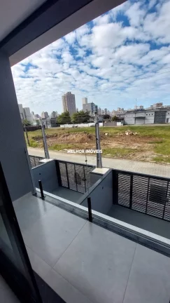 Imagem Casa Sobrado à Venda com 03 dormitórios sendo uma suíte, localizado no Bairro Morretes de Itapema.