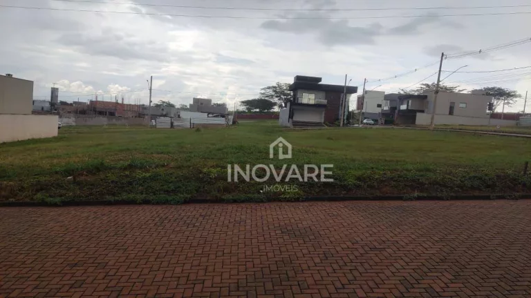 Imagem Terreno à venda, 300 m² por R$ 300.000,00 - Paris Park - Araporã/MG