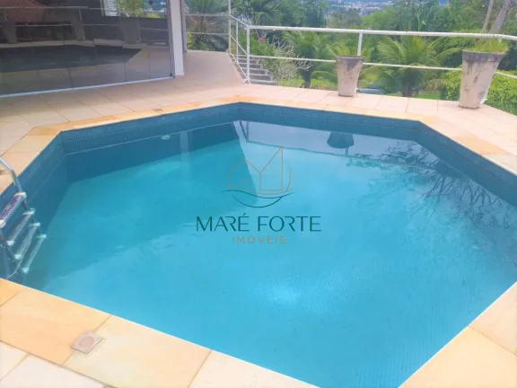Imagem LINDA CASA COM DESLUMBRANTE VISTA EM CONDOMINIO DE ALTO PADRÃO!
