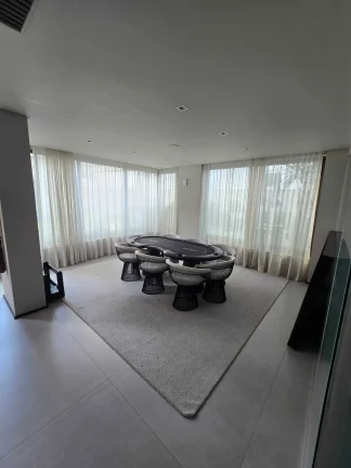 Imagem Apartamento novo alto padrão com 4 suítes e 4 vagas de garagem no Centro de Balneário Camboriú.