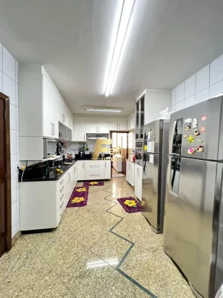 Imagem Oportunidade única! Apartamento de luxo à venda com localização privilegiada de frente para o mar!