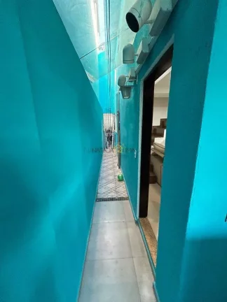 Imagem Sobrado com 3 Quartos e 2 banheiros à Venda, 120 m por R$ 425.000