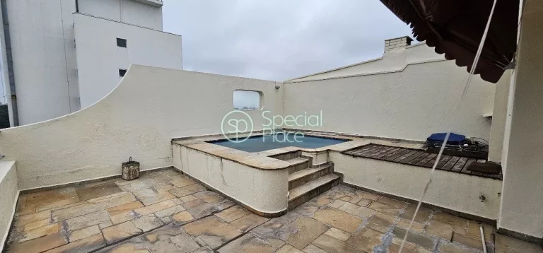 Imagem Linda cobertura no bairro Alto da Lapa Com 202 m² privativos, temos no primeiro piso uma ampla sala...