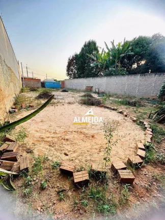 Imagem Terreno à venda, 360 m² por R$ 245.000,00 - Jardim Nova Veneza - Rio Claro/SP