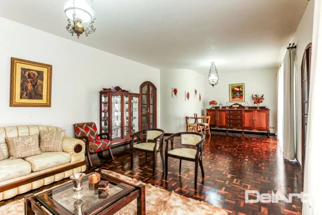 Imagem CASA DE 02 PAVIMENTOS - ÁREA DE 257,70m2 - CENTRO - RIO NEGRO/PR