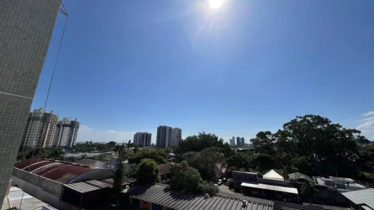 Foto do imóvel Imóvel com 2 Quartos à Venda,  em Cristal - Porto Alegre