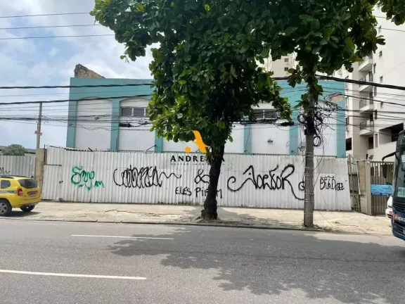 Imagem Del Castilho - Alugo Galpãp/Predio em dois pavimentos com total de 800m² - Valor R$50.000,00 - Estuda-se propostas!