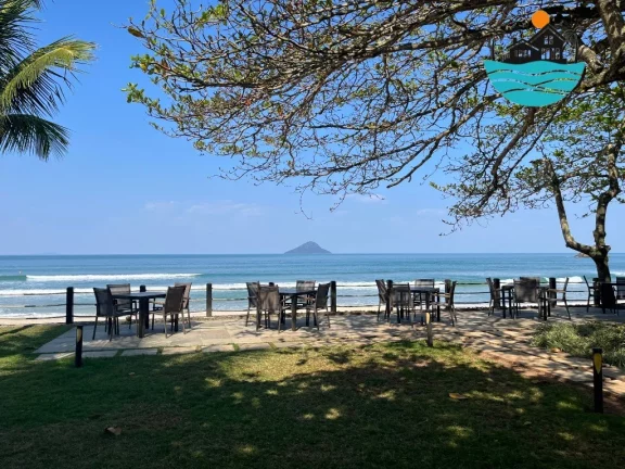 Imagem Alugar casa Juquehy - Casa em Condomínio 4 dormitórios, 3 suítes, 4 vagas, serviço e apoio de praia privativo - máx. 10 pessoas | Juquehy Imobiliária.