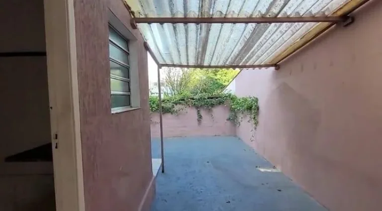 Imagem Casa para Alugar com 170m², 2 dormitórios, 1 sala e 2 vagas!!!