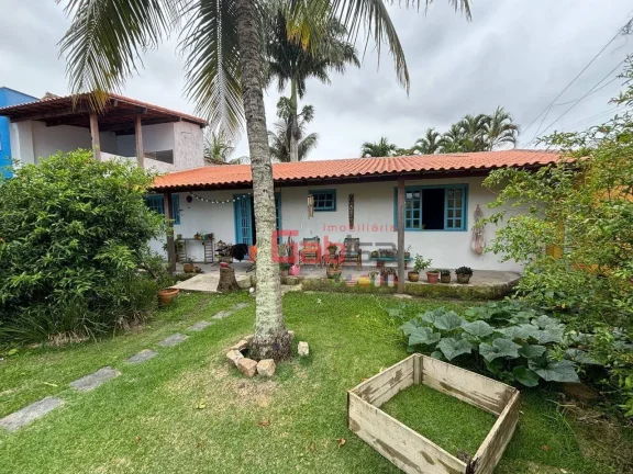Imagem Casa com 6 dormitórios à venda, 295 m² por R$ 1.500.000,00 - Ogiva - Cabo Frio/RJ