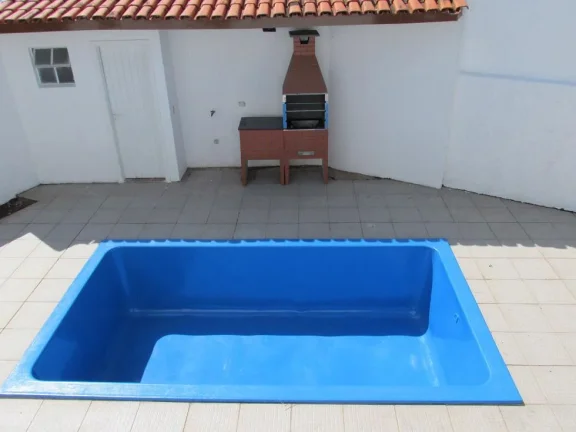 Imagem Casa no Res. Alpha 6 - 310m²
