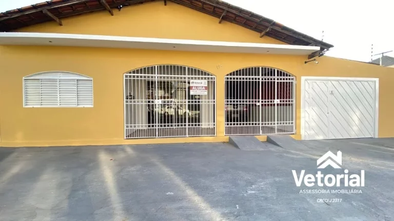 Casa para locação comercial com 3 quartos no Sandra Regina - Barreiras-BA