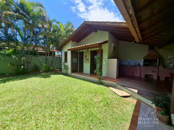 Imagem Casa Encantadora no Rio Vermelho, com acesso a praia