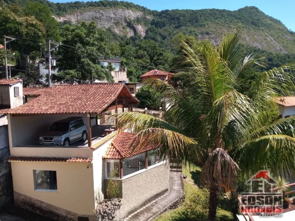 Imagem Magnífica Casa Duplex em Condomínio no Recanto de Itaipuaçu