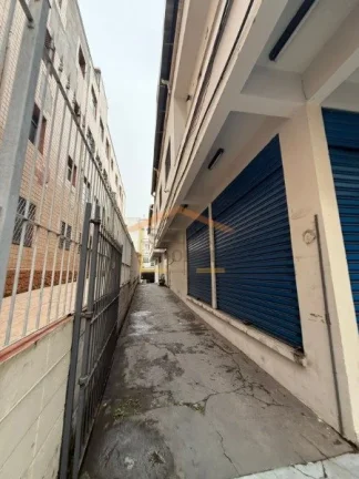 Imagem Conjunto misto, ideal para investimento e geração de renda, composto por loja térrea, 3 salas com...