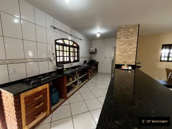 Imagem Chácara com Fácil Acesso à venda em Atibaia/SP - 1000m² por R$699.000!