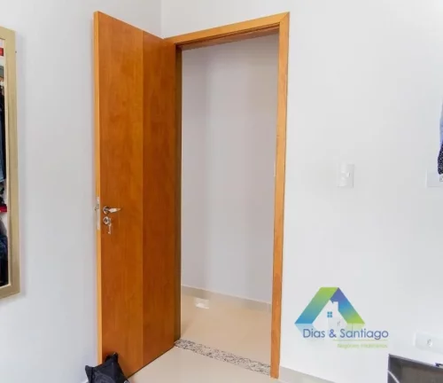 Imagem SANTO ANDRÉ Apartamento 72 metros, 2 dormitórios sendo 1 suíte, 1 vaga com ótima localização e valor.