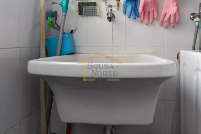 Imagem Apartamento 77m², 3 dormitórios, sendo 1 suíte, sala 2 ambientes, varanda com fechamento em vidro...