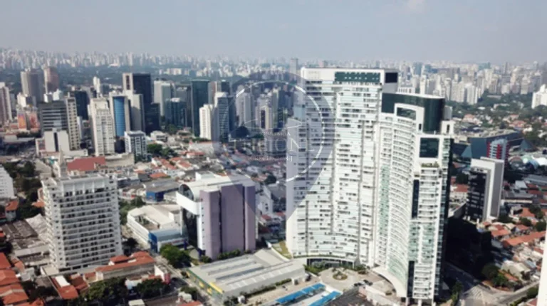 Imagem Cobertura de luxo à venda em Pinheiros, São Paulo-SP: 1 quarto, 1 suíte, 138m² e 2 vagas de garagem