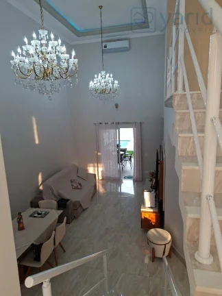 Imagem Casa em Condomínio de Luxo em Jundiaí-SP: 3 Quartos, Suíte, 4 Vagas - Jardim Celeste