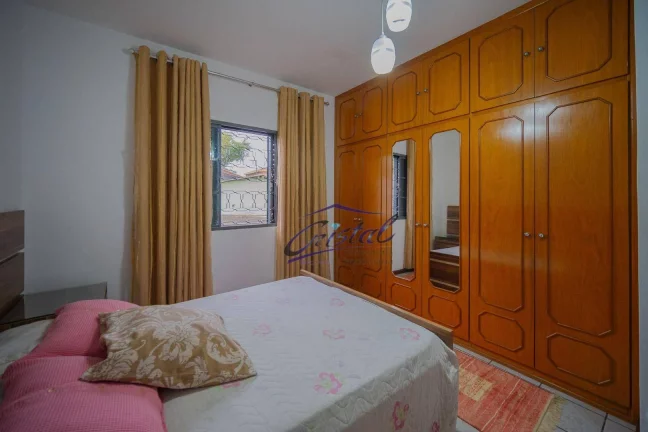Imagem Casa com 3 quartos (1 suíte) à venda, 331 m² - Ayrosa - Osasco/SP