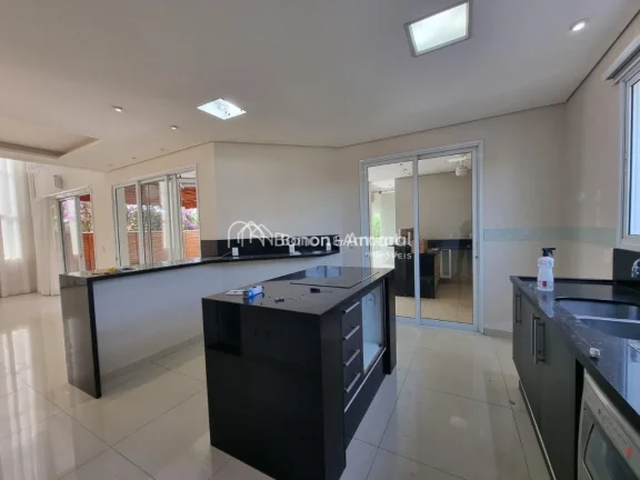 Imagem Sobrado à Venda com 03 suítes - Condomínio Villa Lobos no bairro Parque Brasil 500 Paulínia/SP

...