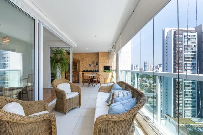 Apartamento à venda em São Paulo, Campo Belo, com 3 quartos, 161m2
