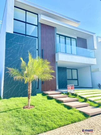 Imagem CASA DE ALTO PADRÃO COM PISCINA E SUÍTES LUXUOSAS: CONFORTO E SOFISTICAÇÃO