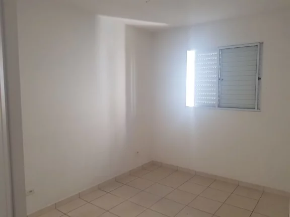 Imagem Apartamento com 2 dormitórios, banheiro com blindex, sala, cozinha com armários , lavanderia com a...