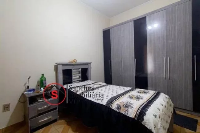 Imagem SOBRADO VILA PRUDENTE 130m Construída 105,00m Terreno 4,25 x 24,71 03 Dormt 01 Salas ( TV / Estar/ Jantar) 01 Cozinha ampla (c/ armarios) 02 Vagas