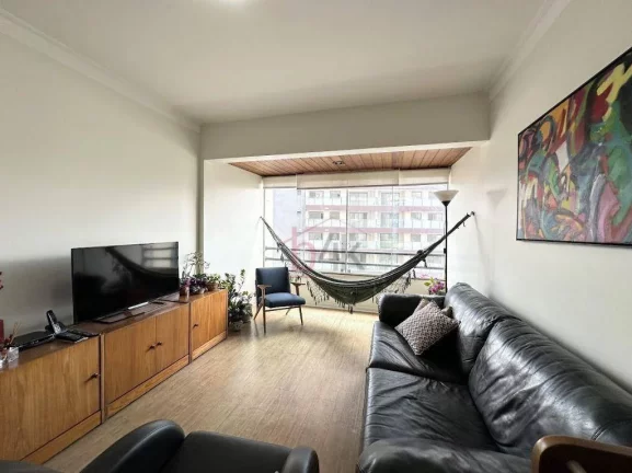 Apartamento no Brooklin: 92m² de Espaço Real, 3 Quartos e Varanda