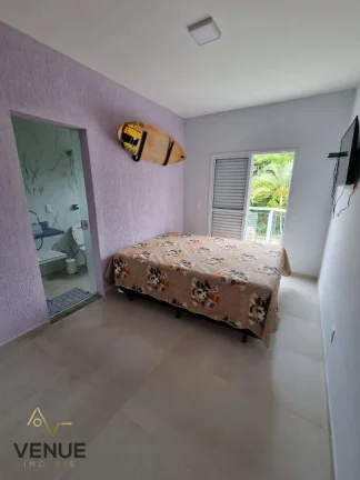 Imagem Sobrado à venda, 225 m² por R$ 982.000,00 - Boracéia - São Sebastião/SP