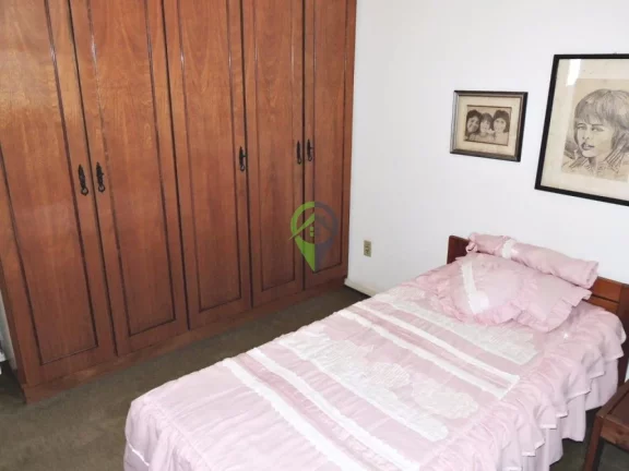 Imagem Apartamento - 3 dormitórios , 1 quadra do mar - Gonzaga - Santos/SP!!