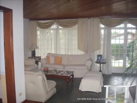 Imagem Casa com 3 dormitórios à venda, 310 m² por R$ 1.500.000,00 - Granja Viana - Carapicuíba/SP