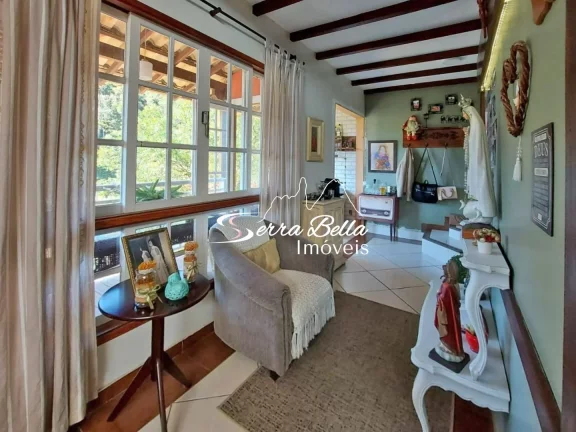 Imagem Casa com 4 dormitórios à venda, 250 m² por R$ 680.000,00 - Barra do Imbuí - Teresópolis/RJ