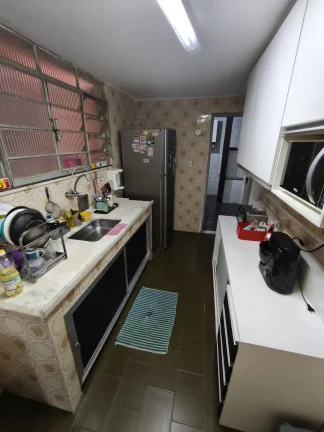 Imagem Casa com 2 quartos e com garagem no bairro Engenho Pequeno, São Gonçalo/RJ
