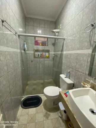 Imagem Casa em rua pública com 3 quartos, 162m² e 2 vagas de garagem - Confira!