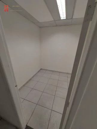 Imagem LOJÃO COM 220M ² NA PRINCIPAL AVENIDA DE CAXIAS