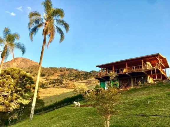 Imagem Chácara de Alto Padrão: Vista Exclusiva para a Pedra do Baú