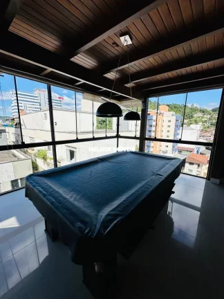 Imagem Cobertura Duplex á venda no centro de Blumenau com 3 dormitórios 2 vagas de garagem.