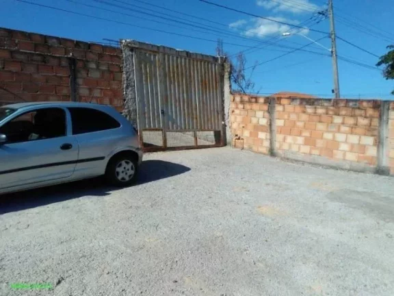 Imagem *CASA EM LOTE 360 M²
*CONSTITUÍDA POR 1 QUARTO, SALA, COZINHA, BANHEIRO, ÁREA DE SERVIÇO, VARAND...