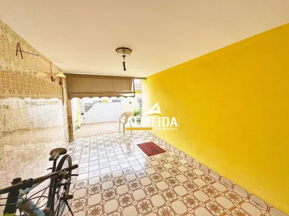 Imagem Casa com 2 dormitórios à venda, 124 m² por R$ 550.000,00 - Cidade Jardim - Rio Claro/SP