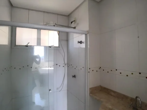 Imagem Apartamento no Edifício Santiago com 41m², possui 1 dormitório sendo suíte, cozinha planejada, 1...