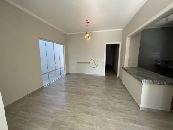 Imagem Casa reformada térrea, 100 metros da praia Piscina com cascata, luz de led