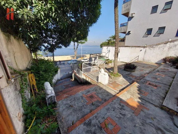Imagem EXCELENTE CASA LINEAR COM 1.200M² VISTA CINEMATOGRÁFICA PARA PRAIA DA BICA.