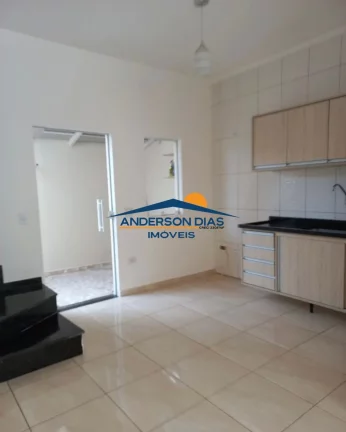 Imagem Sobrado com 2 dormitórios, 2 suites à venda, 100 m² por R$ 350.000 - Cidade Jardim - Caraguatatuba/SP