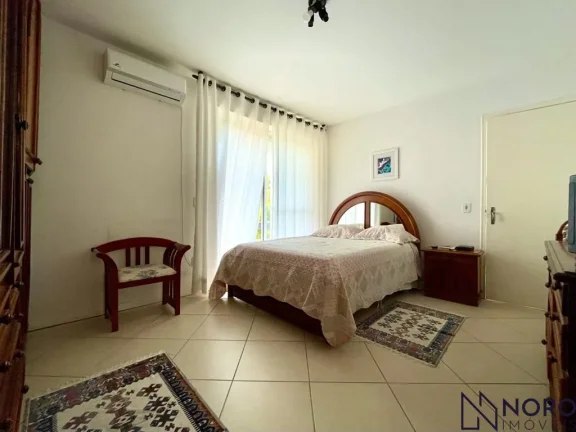 Imagem Apartamento 3 dormitórios, suíte, semimobiliado no Centro de Santa Maria