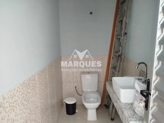 Imagem Terreno de 301m² com Salão Versátil no Jardim das Figueiras